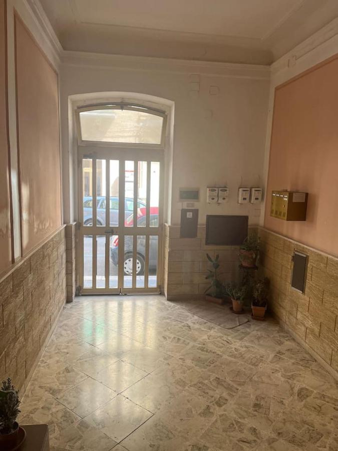 Apartamento Monohouseinbari Exterior foto